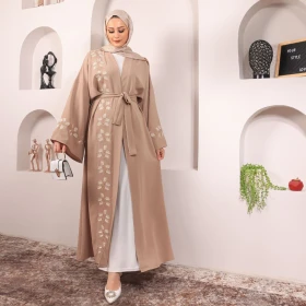 073 işlemeli abaya